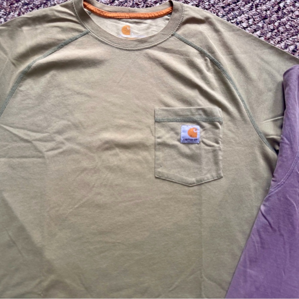 Carhartt Olive and Gray Pocket T-Shirts - Picture 9 of 9